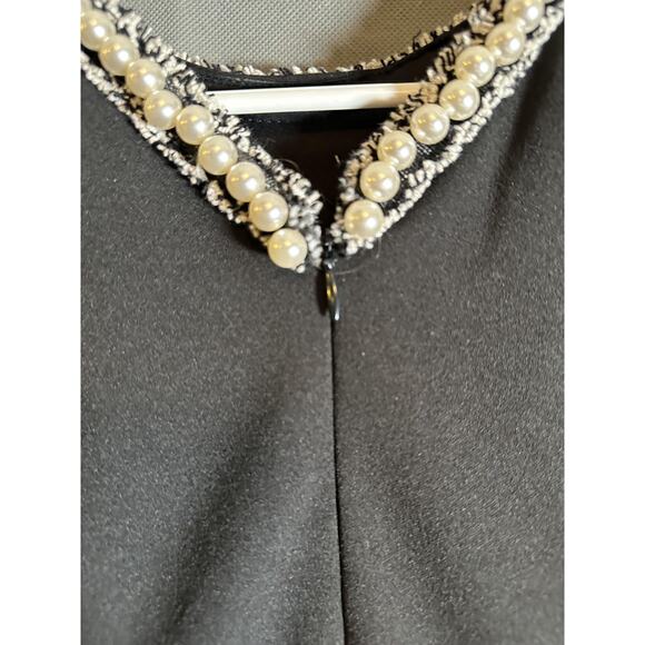 Betsey Johnson Dress Womens 2 Pearl Embellished Sheath Short Sleeve Elegant - Picture 4 of 6
